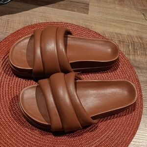 Commbi Women's Softie Padded Slides Sandals in Tabacco Brown